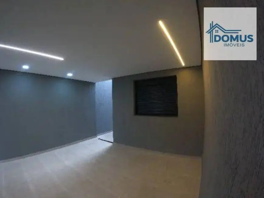 Casa com 3 quartos à venda, 150m2 em Sao Jose Dos Campos - SP - imagem 2 Foto 2 de Casa com 3 quartos à venda, 150m2 em Sao Jose Dos Campos - SP