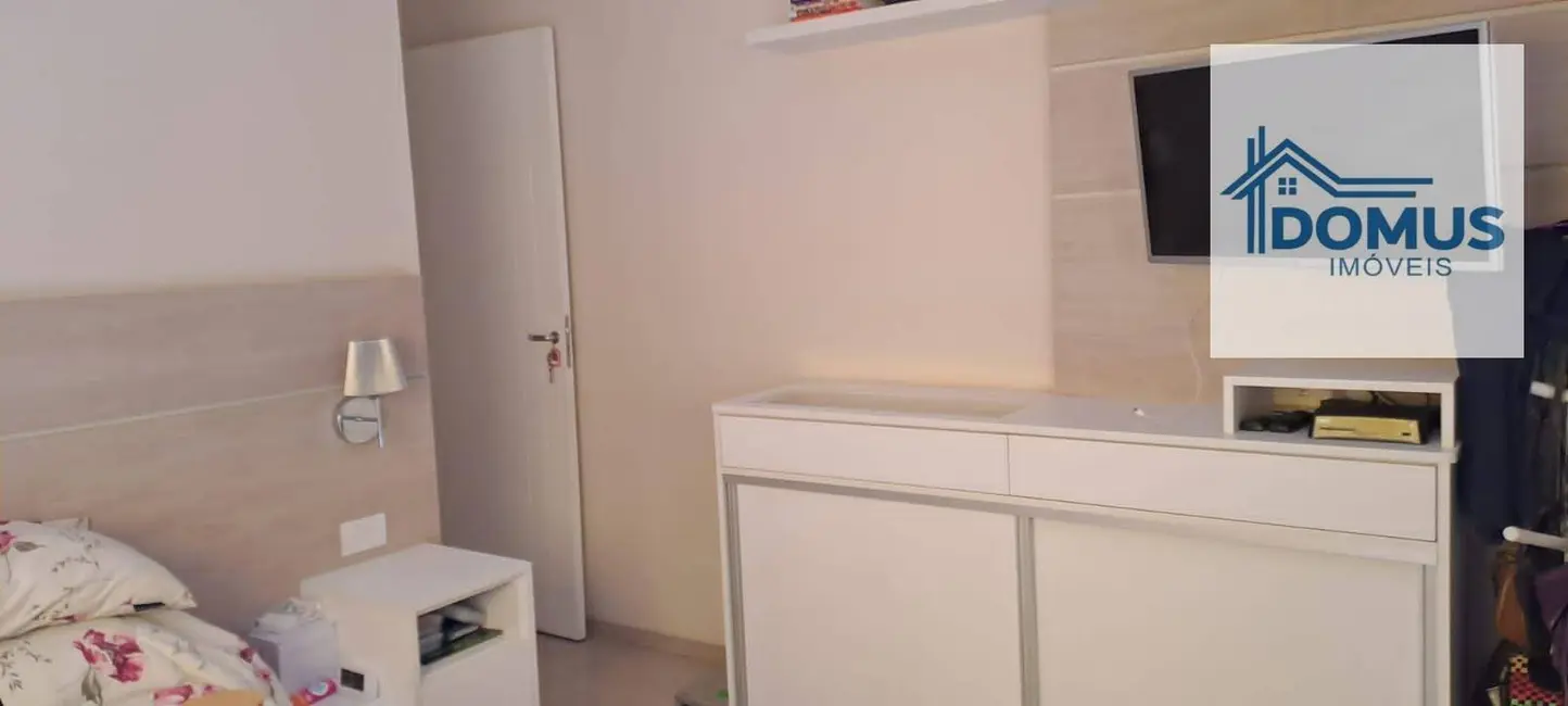 Sobrado com 3 quartos à venda, 125m2 em Sao Jose Dos Campos - SP - imagem 4 Foto 4 de Sobrado com 3 quartos à venda, 125m2 em Sao Jose Dos Campos - SP