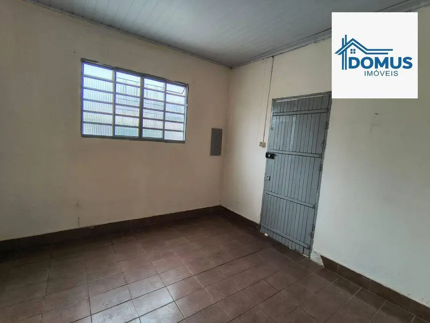 Foto 1 de Casa com 1 quarto para alugar, 50m2 em Sao Jose Dos Campos - SP