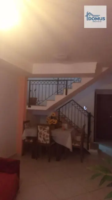 Foto 3 de Sobrado com 2 quartos à venda, 110m2 em Sao Jose Dos Campos - SP