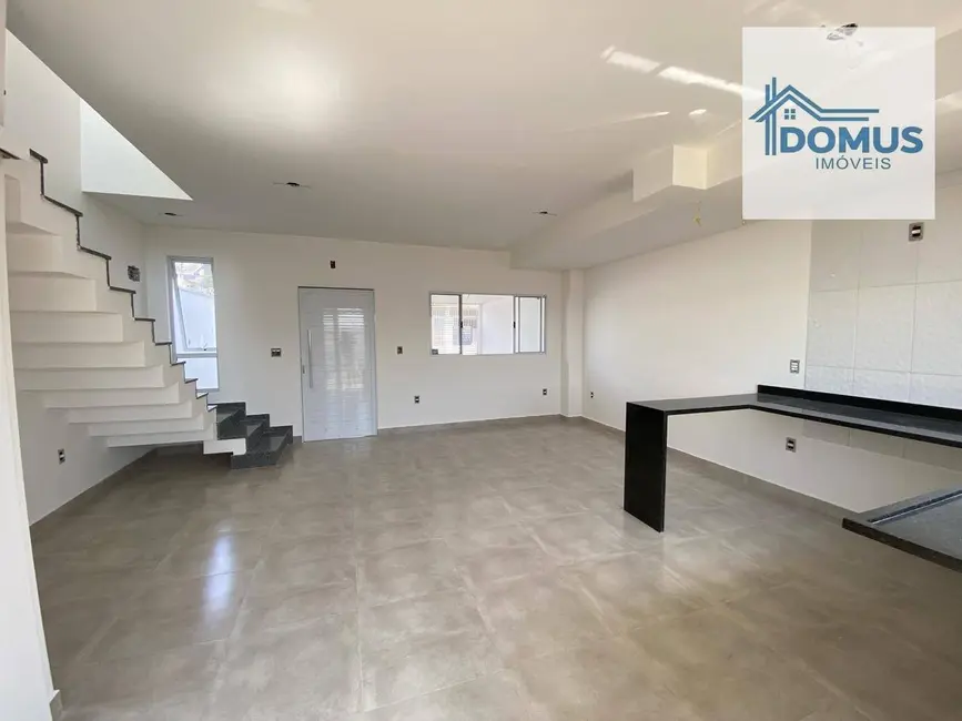 Foto 5 de Sobrado com 2 quartos à venda, 125m2 em Sao Jose Dos Campos - SP