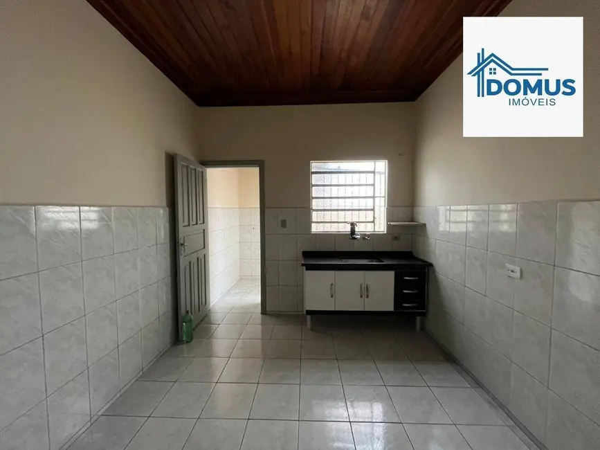 Casa com 2 quartos para alugar, 122m2 em Sao Jose Dos Campos - SP - imagem 9 Foto 9 de Casa com 2 quartos para alugar, 122m2 em Sao Jose Dos Campos - SP