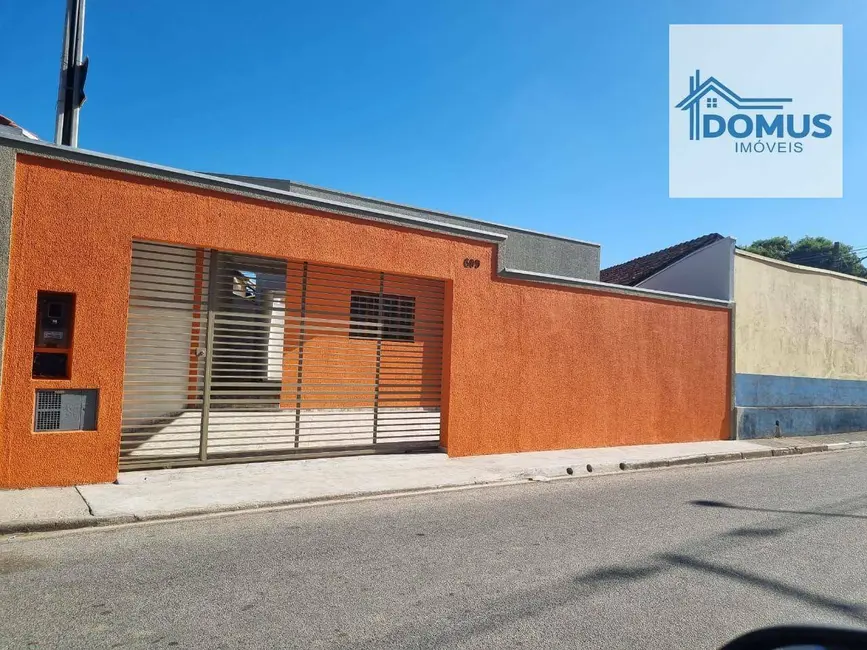 Foto 1 de Casa com 2 quartos à venda, 152m2 em Sao Jose Dos Campos - SP