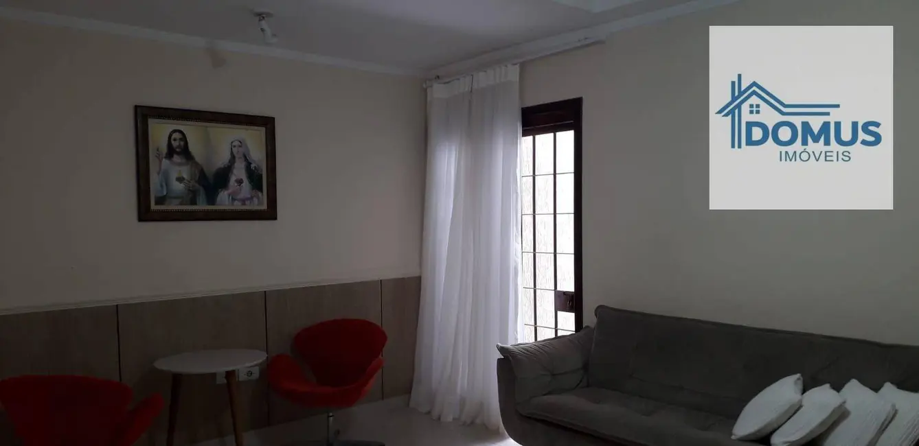 Casa com 4 quartos à venda, 242m2 em Sao Jose Dos Campos - SP - imagem 4 Foto 4 de Casa com 4 quartos à venda, 242m2 em Sao Jose Dos Campos - SP