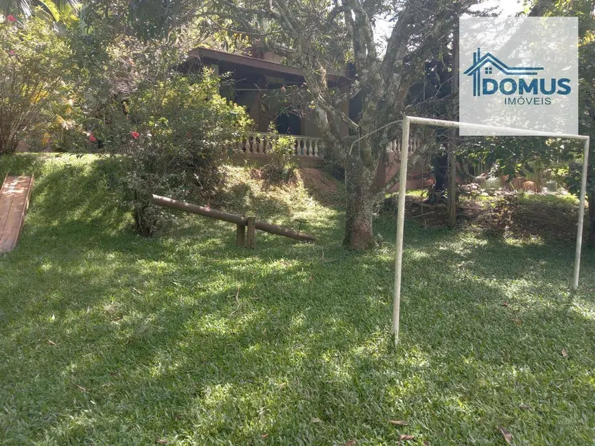 Foto 8 de Chácara com 3 quartos para alugar, 10000m2 em Sao Jose Dos Campos - SP