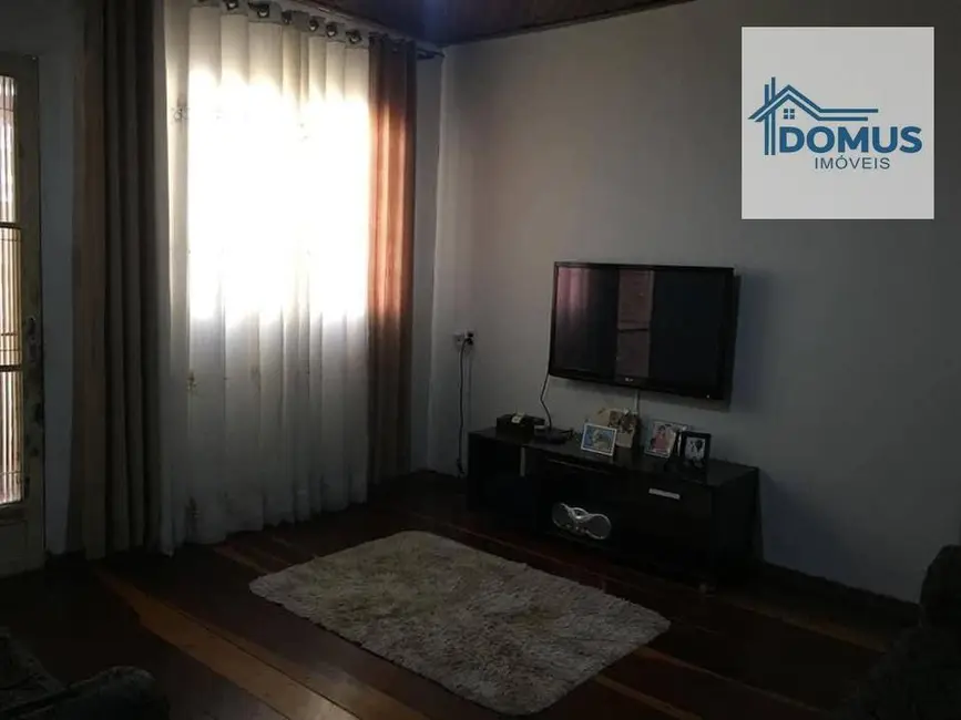 Foto 2 de Casa com 2 quartos à venda, 150m2 em Sao Jose Dos Campos - SP