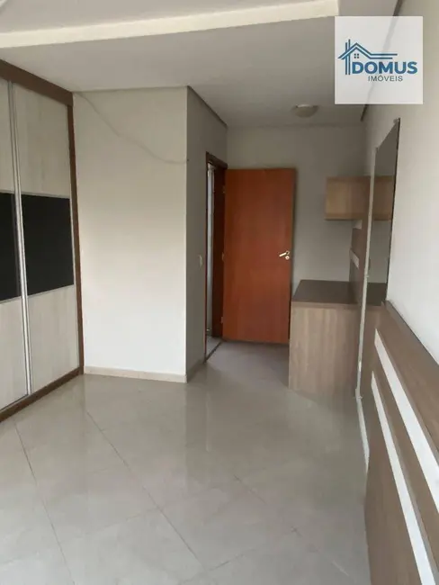 Apartamento com 3 quartos para alugar, 100m2 em Sao Jose Dos Campos - SP - imagem 5 Foto 5 de Apartamento com 3 quartos para alugar, 100m2 em Sao Jose Dos Campos - SP
