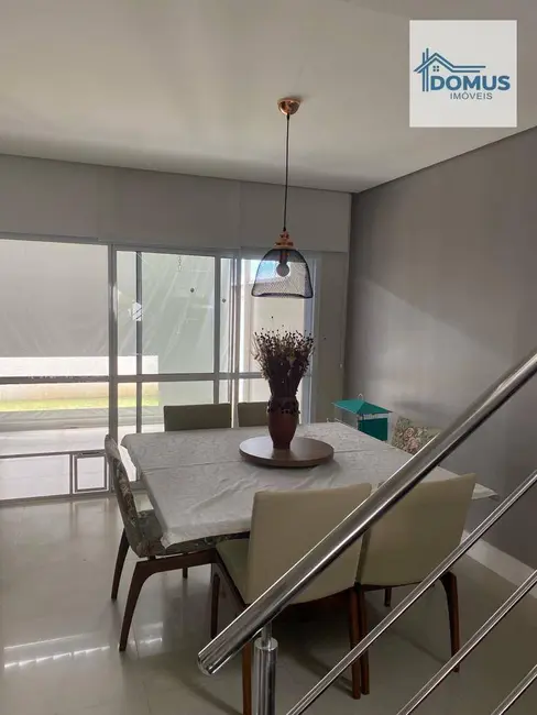 Foto 6 de Casa de Condomínio com 3 quartos à venda, 200m2 em Sao Jose Dos Campos - SP