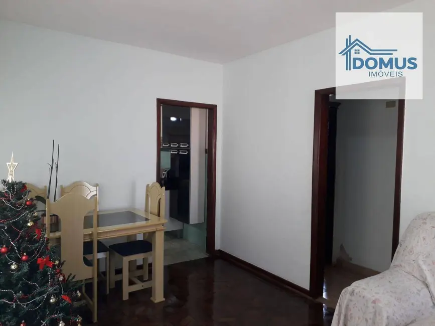 Foto 5 de Casa com 4 quartos à venda, 300m2 em Sao Jose Dos Campos - SP