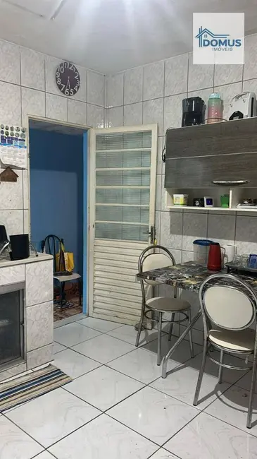 Foto 4 de Casa com 2 quartos à venda, 165m2 em Jardim Bela Vista, Jacarei - SP