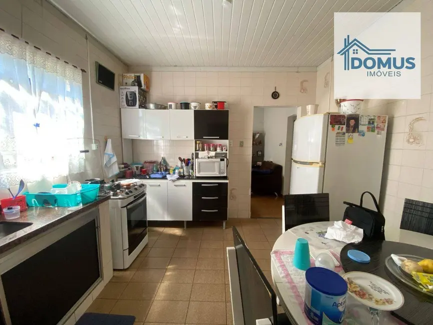 Casa com 3 quartos à venda, 266m2 em Sao Jose Dos Campos - SP - imagem 9 Foto 9 de Casa com 3 quartos à venda, 266m2 em Sao Jose Dos Campos - SP