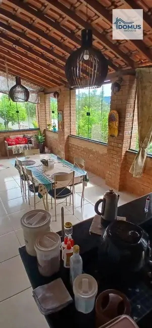 Chácara com 3 quartos à venda, 1585m2 em Sao Jose Dos Campos - SP - imagem 5 Foto 5 de Chácara com 3 quartos à venda, 1585m2 em Sao Jose Dos Campos - SP