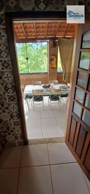 Chácara com 3 quartos à venda, 1585m2 em Sao Jose Dos Campos - SP - imagem 4 Foto 4 de Chácara com 3 quartos à venda, 1585m2 em Sao Jose Dos Campos - SP