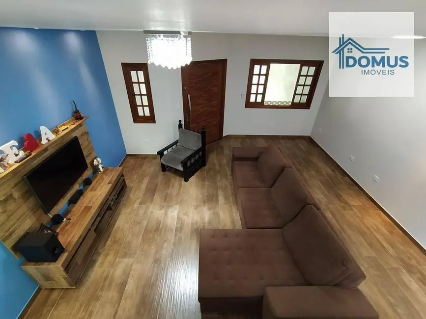 Casa com 3 quartos à venda, 168m2 em Sao Jose Dos Campos - SP - imagem 3 Foto 3 de Casa com 3 quartos à venda, 168m2 em Sao Jose Dos Campos - SP