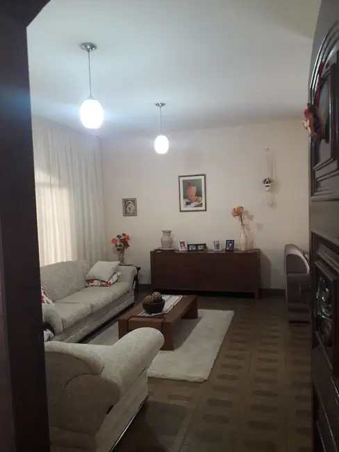 Foto 9 de Casa com 3 quartos à venda, 307m2 em Sao Jose Dos Campos - SP