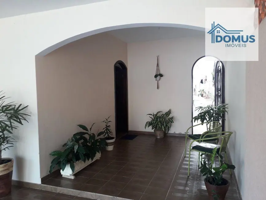 Foto 8 de Casa com 3 quartos à venda, 307m2 em Sao Jose Dos Campos - SP