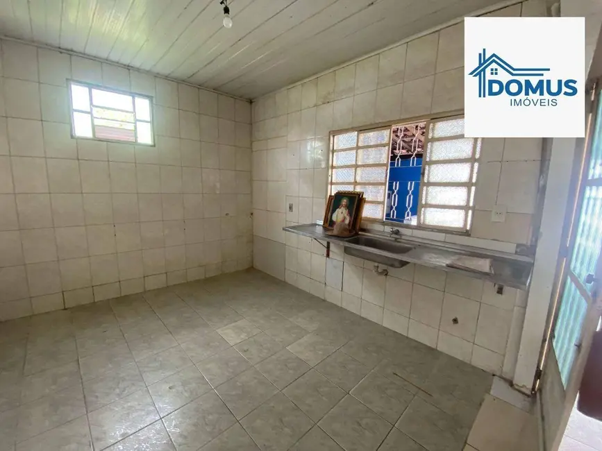 Foto 2 de Casa com 2 quartos à venda, 120m2 em Sao Jose Dos Campos - SP