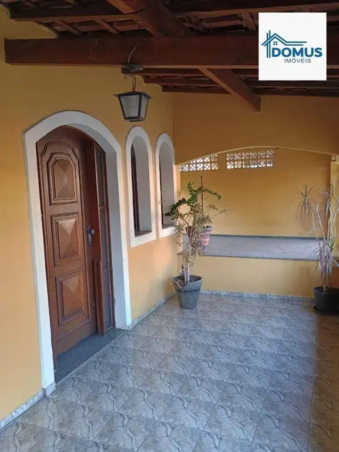 Foto 2 de Casa com 3 quartos à venda, 430m2 em Centro, Jambeiro - SP