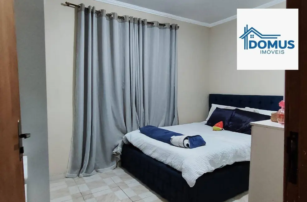 Foto 4 de Casa com 4 quartos à venda, 140m2 em Parque Maria Luiza, São Paulo - SP