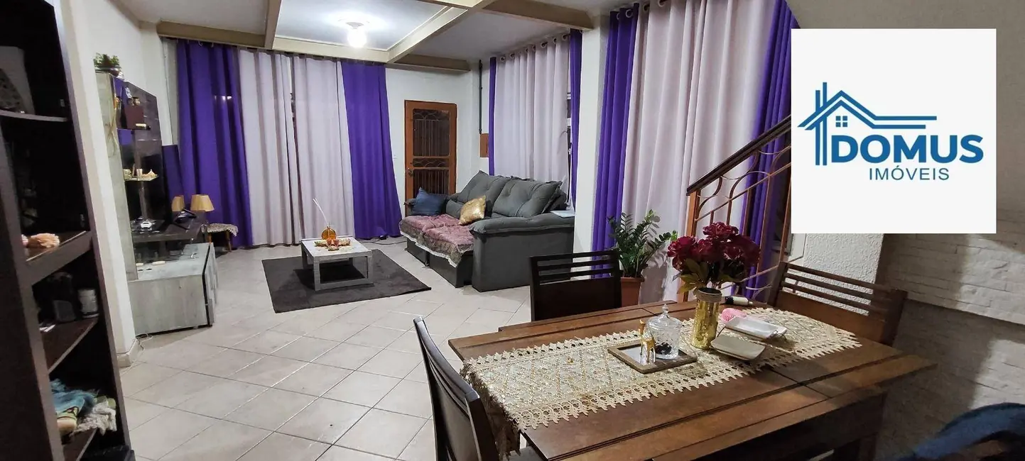 Foto 3 de Casa com 4 quartos à venda, 140m2 em Parque Maria Luiza, São Paulo - SP