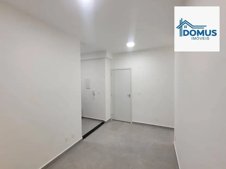Apartamento com 2 quartos para alugar, 44m2 em Jardim Jacinto, Jacarei - SP - imagem 3 Foto 3 de Apartamento com 2 quartos para alugar, 44m2 em Jardim Jacinto, Jacarei - SP