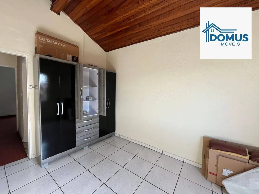 Casa com 2 quartos à venda, 310m2 em Sao Jose Dos Campos - SP - imagem 5 Foto 5 de Casa com 2 quartos à venda, 310m2 em Sao Jose Dos Campos - SP