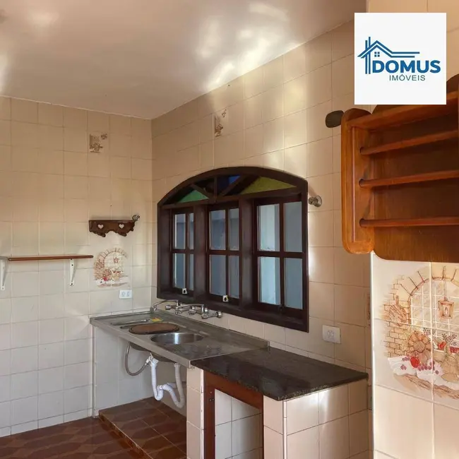 Casa com 4 quartos à venda e para alugar, 161m2 em Sao Jose Dos Campos - SP - imagem 5 Foto 5 de Casa com 4 quartos à venda e para alugar, 161m2 em Sao Jose Dos Campos - SP