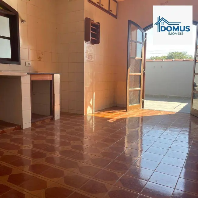 Casa com 4 quartos à venda e para alugar, 161m2 em Sao Jose Dos Campos - SP - imagem 7 Foto 7 de Casa com 4 quartos à venda e para alugar, 161m2 em Sao Jose Dos Campos - SP