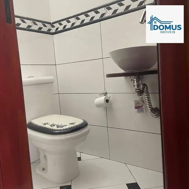 Casa com 4 quartos à venda e para alugar, 161m2 em Sao Jose Dos Campos - SP - imagem 8 Foto 8 de Casa com 4 quartos à venda e para alugar, 161m2 em Sao Jose Dos Campos - SP