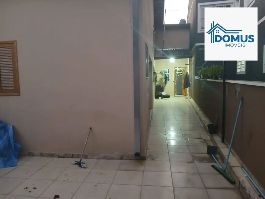 Foto 7 de Casa com 3 quartos à venda, 181m2 em Sao Jose Dos Campos - SP