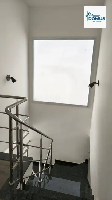 Foto 2 de Casa de Condomínio com 3 quartos à venda, 190m2 em Sao Jose Dos Campos - SP