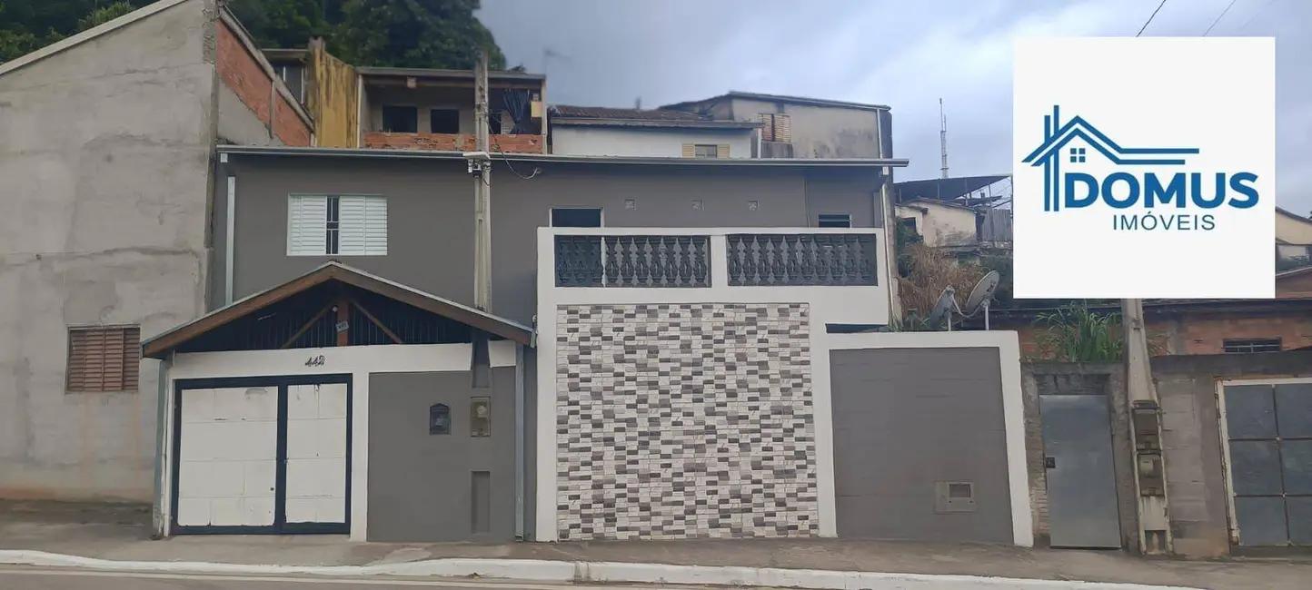 Casa com 3 quartos à venda, 140m2 em Sao Jose Dos Campos - SP - imagem 1 Foto 1 de Casa com 3 quartos à venda, 140m2 em Sao Jose Dos Campos - SP