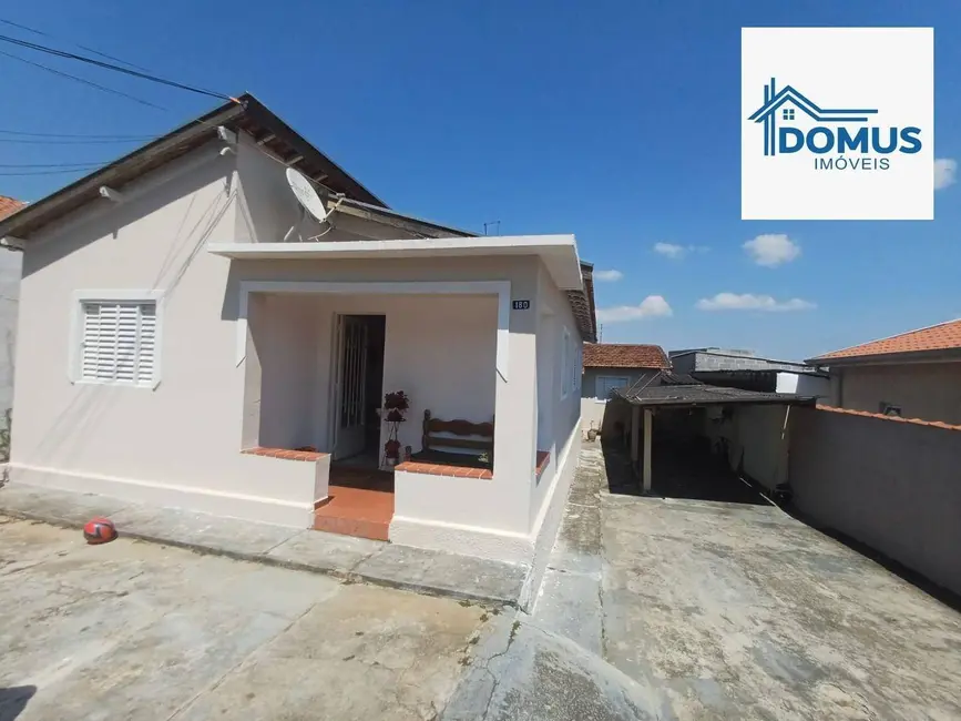 Foto 2 de Casa com 2 quartos à venda, 258m2 em Sao Jose Dos Campos - SP