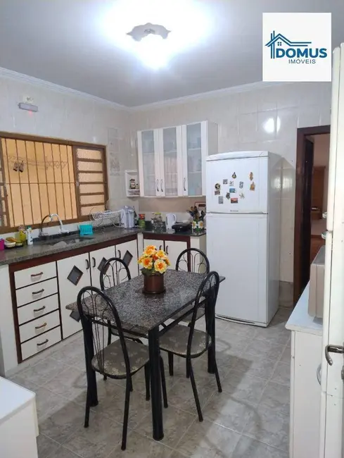 Foto 5 de Casa com 2 quartos à venda, 125m2 em Sao Jose Dos Campos - SP
