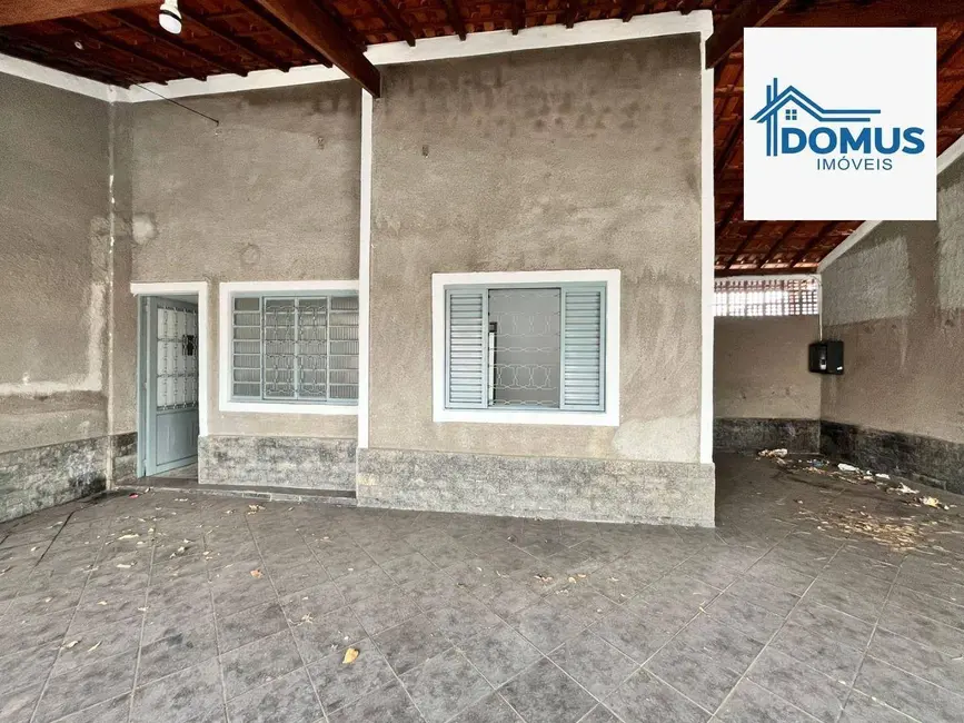 Foto 1 de Casa com 2 quartos para alugar, 161m2 em Sao Jose Dos Campos - SP
