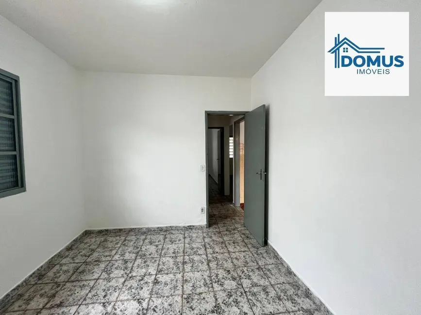 Foto 7 de Casa com 2 quartos para alugar, 161m2 em Sao Jose Dos Campos - SP