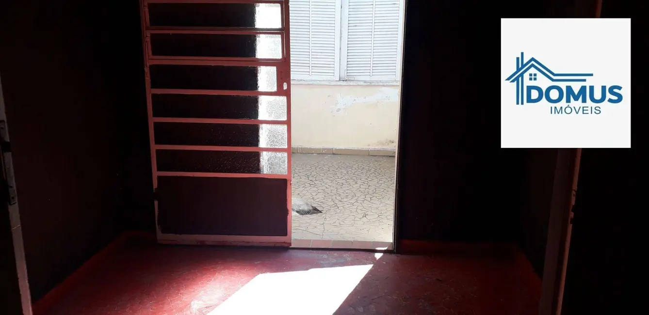 Foto 3 de Casa com 3 quartos à venda e para alugar, 240m2 em Sao Jose Dos Campos - SP