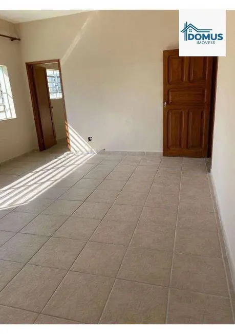 Foto 2 de Sobrado com 7 quartos à venda, 250m2 em Sao Jose Dos Campos - SP