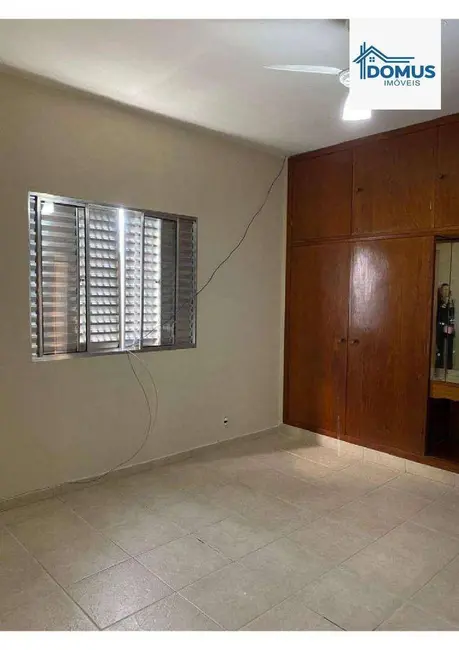 Foto 4 de Sobrado com 7 quartos à venda, 250m2 em Sao Jose Dos Campos - SP