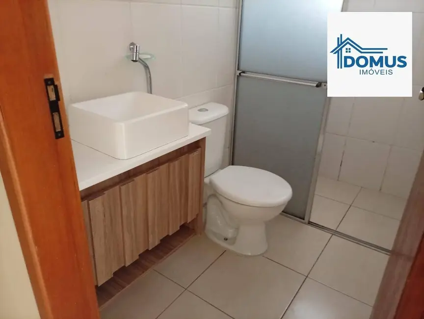 Foto 7 de Casa com 2 quartos para alugar, 140m2 em Sao Jose Dos Campos - SP