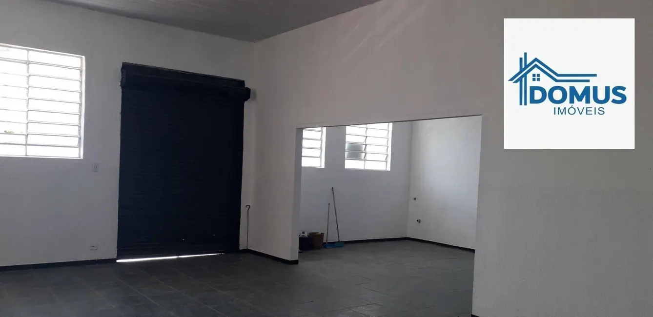 Loja para alugar, 985m2 em Sao Jose Dos Campos - SP - imagem 1 Foto 1 de Loja para alugar, 985m2 em Sao Jose Dos Campos - SP