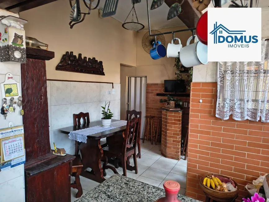 Foto 4 de Casa com 3 quartos à venda, 384m2 em Sao Jose Dos Campos - SP