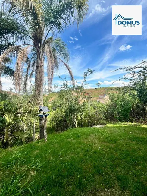 Foto 1 de Chácara com 3 quartos para alugar, 1108m2 em Sao Jose Dos Campos - SP