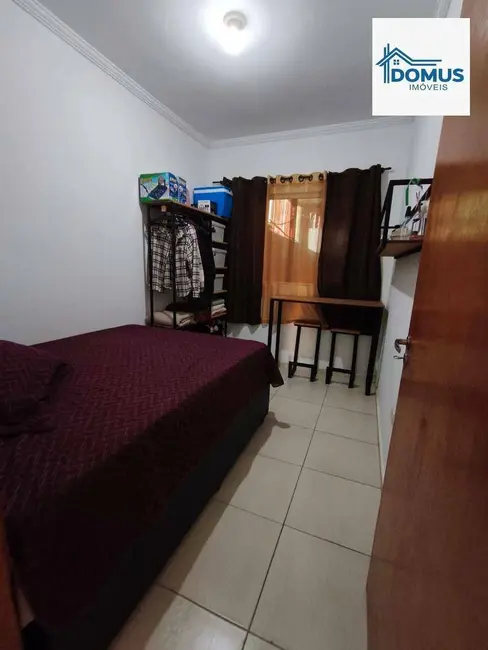 Foto 2 de Casa com 3 quartos à venda, 125m2 em Sao Jose Dos Campos - SP