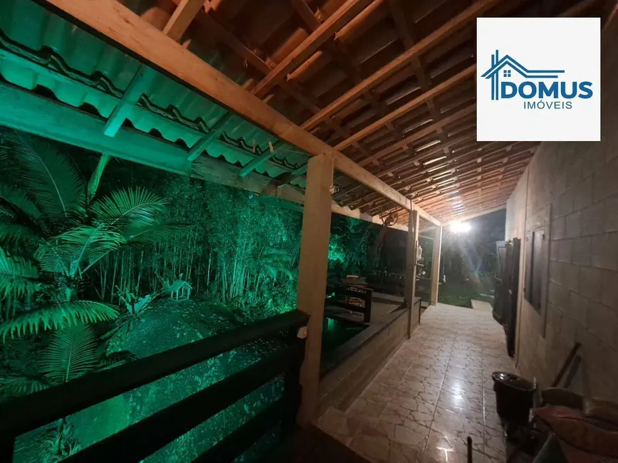 Foto 6 de Chácara com 2 quartos para alugar, 2400m2 em Sao Jose Dos Campos - SP