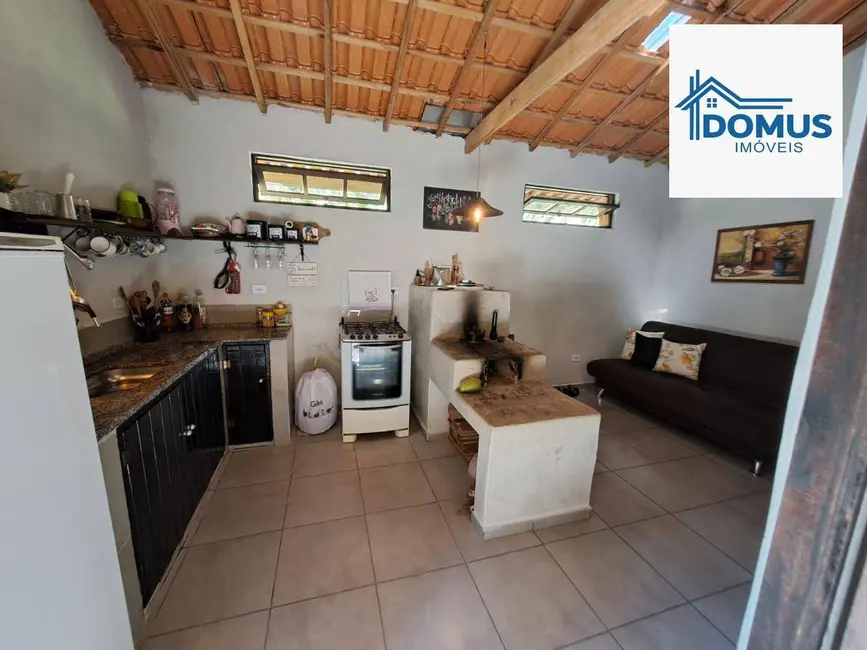 Foto 4 de Chácara com 2 quartos para alugar, 2400m2 em Sao Jose Dos Campos - SP