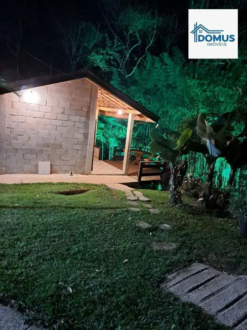 Foto 8 de Chácara com 2 quartos para alugar, 2400m2 em Sao Jose Dos Campos - SP