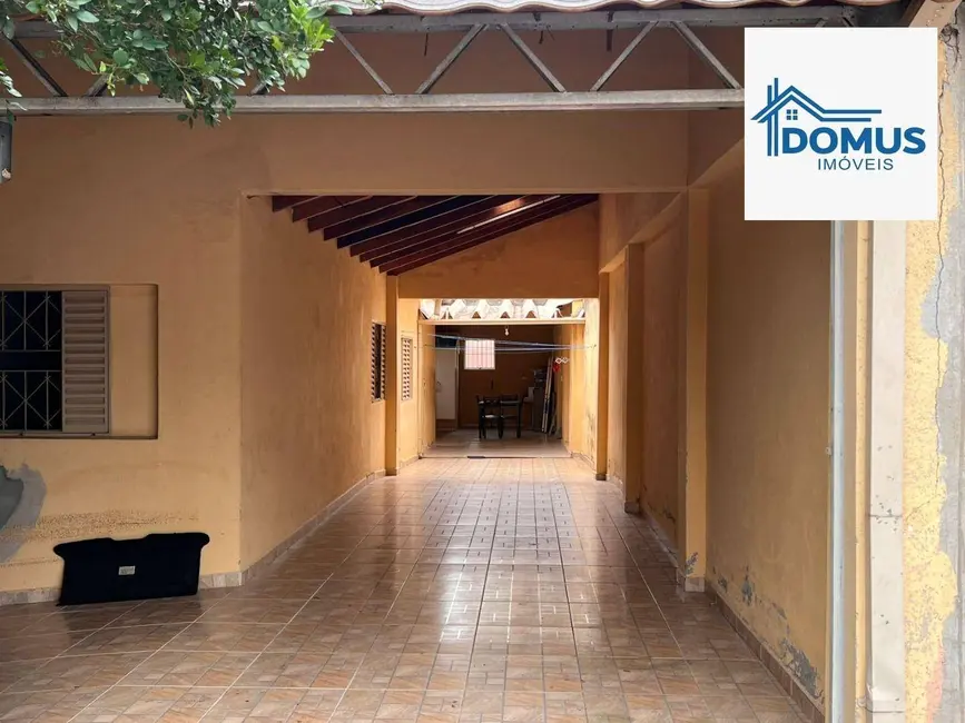 Foto 3 de Casa com 3 quartos à venda, 300m2 em Sao Jose Dos Campos - SP