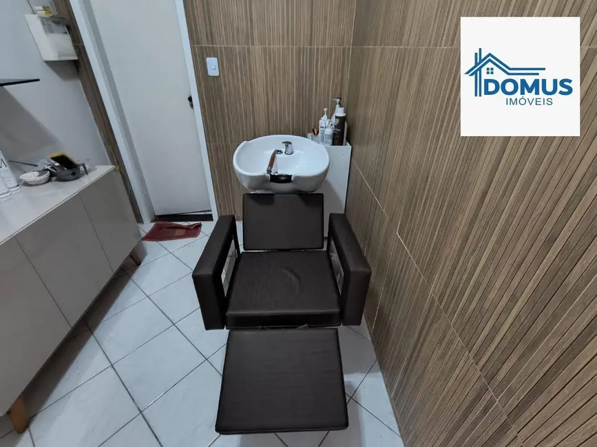 Loja para alugar, 250m2 em Sao Jose Dos Campos - SP - imagem 7 Foto 7 de Loja para alugar, 250m2 em Sao Jose Dos Campos - SP