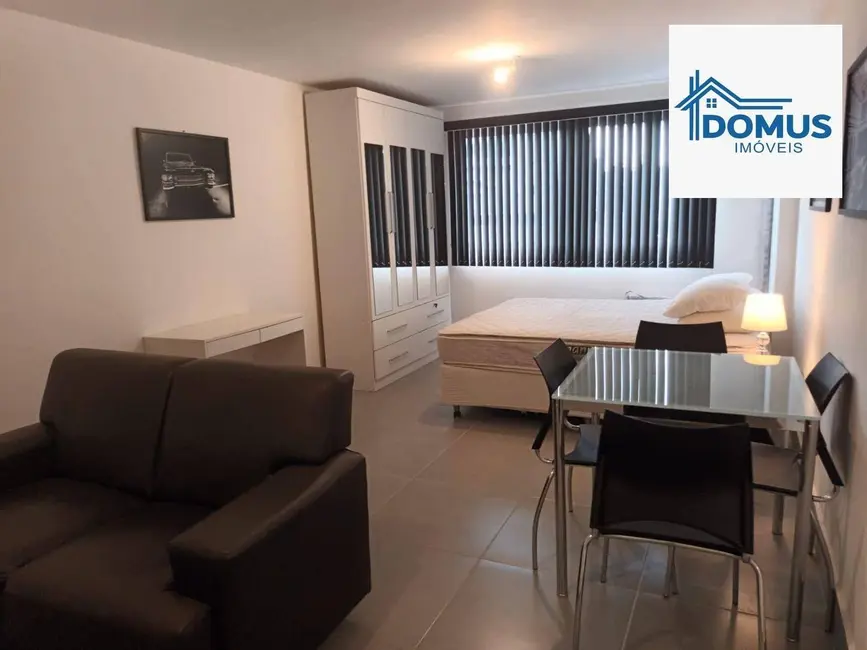 Foto 1 de Apartamento com 1 quarto para alugar, 50m2 em Sao Jose Dos Campos - SP